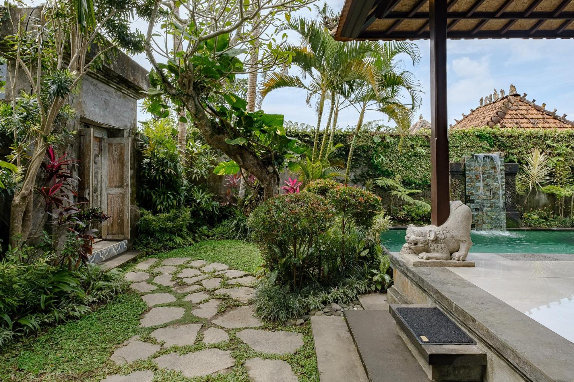 Pratiwi Ubud Villa Esterno foto
