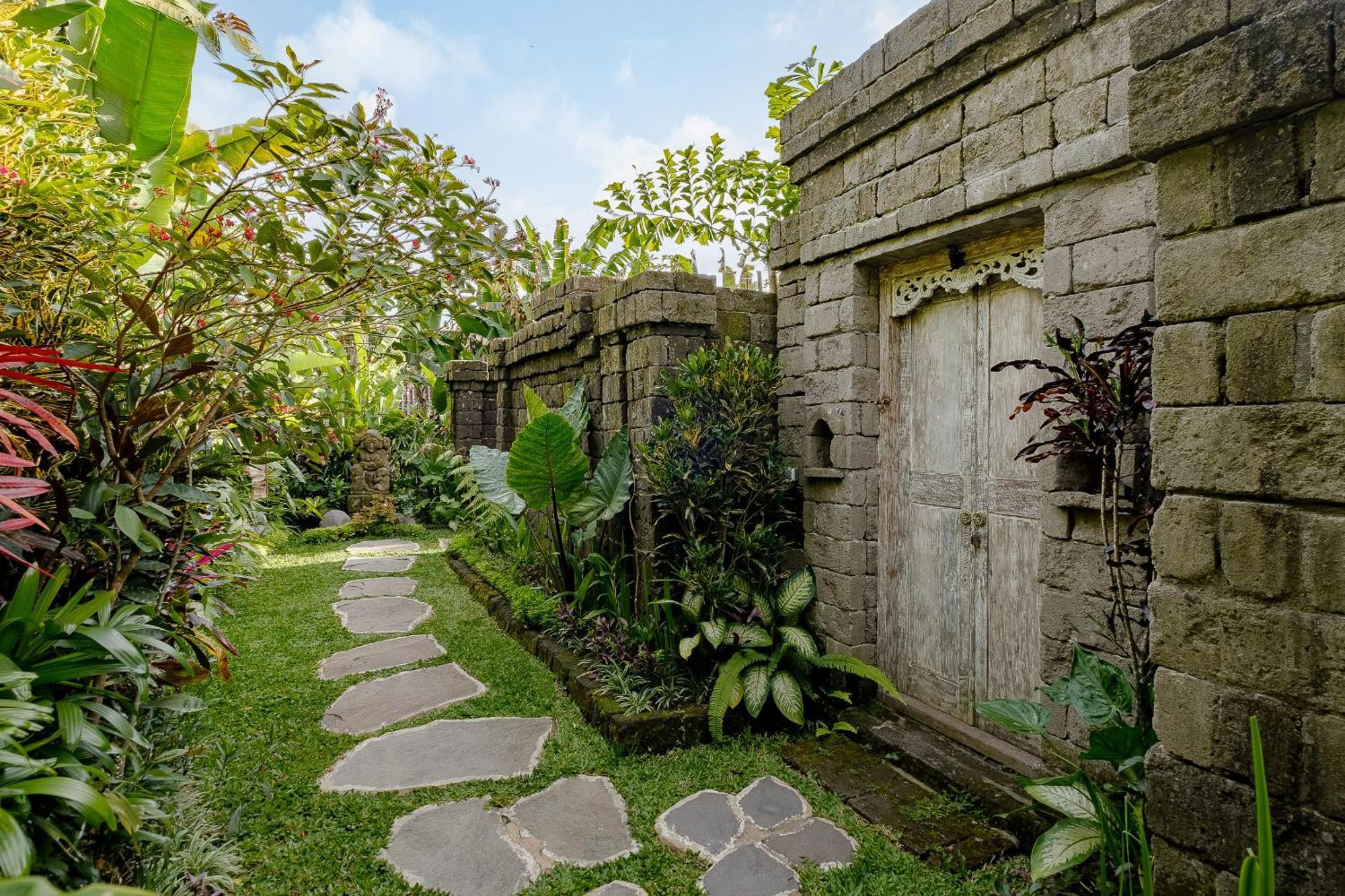 Pratiwi Ubud Villa Esterno foto